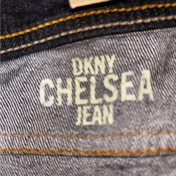 DKNY Petite 10R Women's Black Jeans Chelsea Low Rise Straight Leg Long Slim Fit - Picture 4 of 12